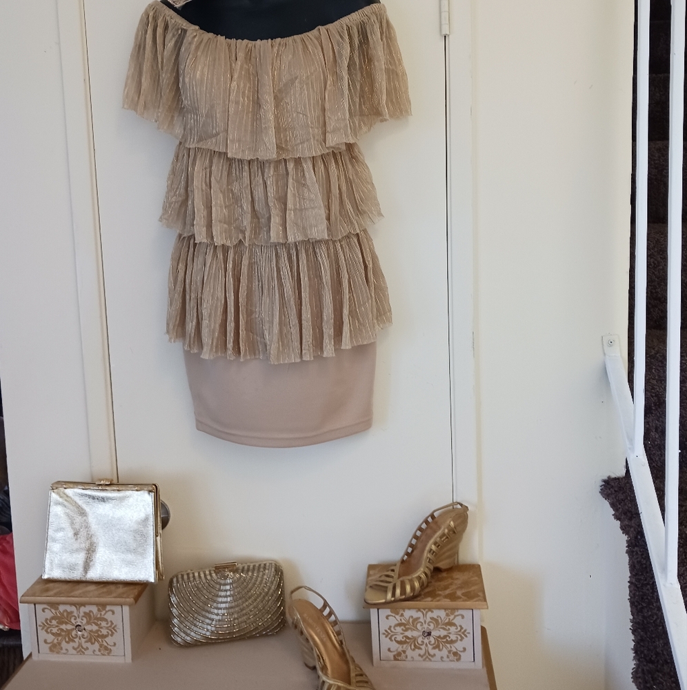 EURO Mini Dress,nwt HOLLYWOOD GLAM Gold Color, XS size & teen